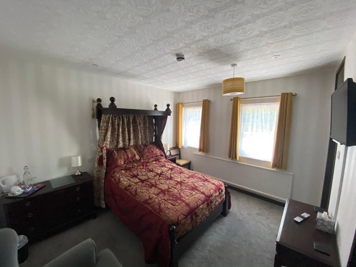 The Griffin Llyswen Hotel เบรคอน ภายนอก รูปภาพ