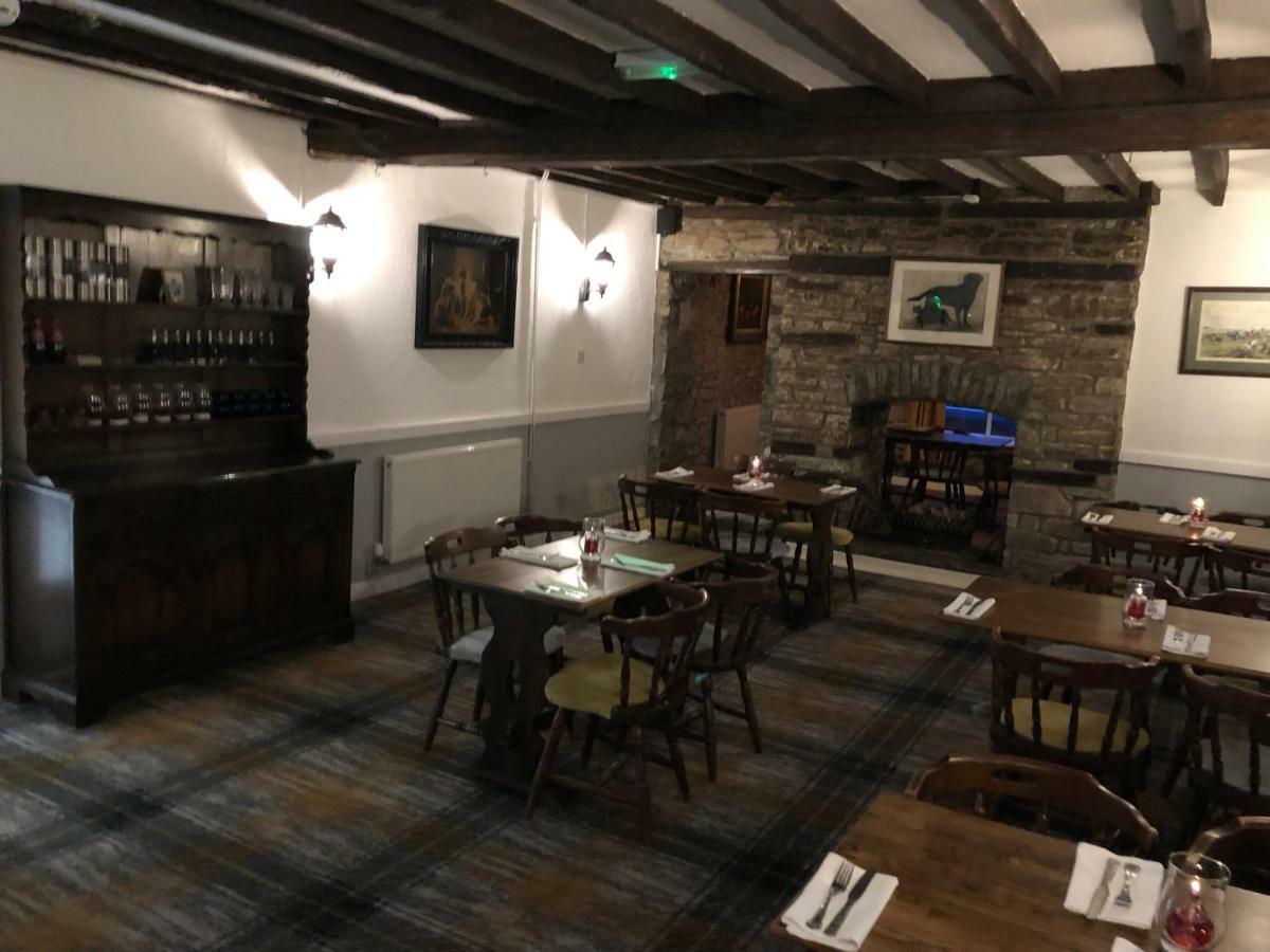 The Griffin Llyswen Hotel เบรคอน ภายนอก รูปภาพ