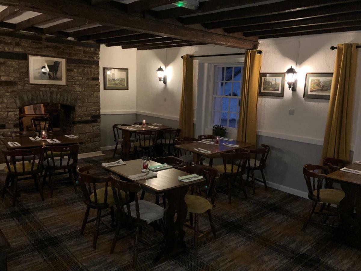 The Griffin Llyswen Hotel เบรคอน ภายนอก รูปภาพ